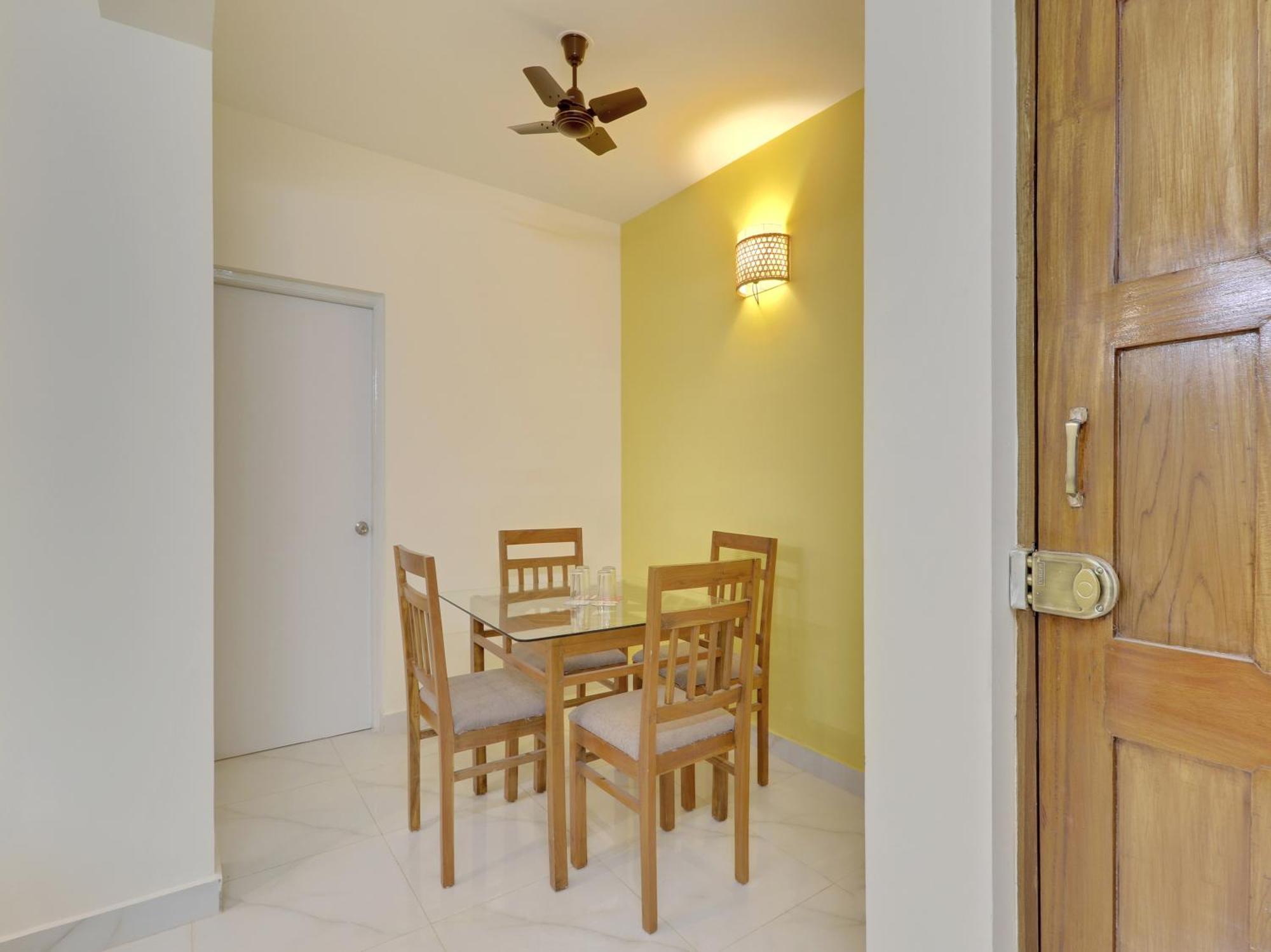 Luxury 2Bhk Apartment Near Calangute Baga Beach With Pool 외부 사진